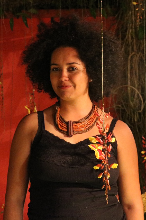 Bianca Santana na sede da Fundação Rosa Luxemburgo, em São Paulo